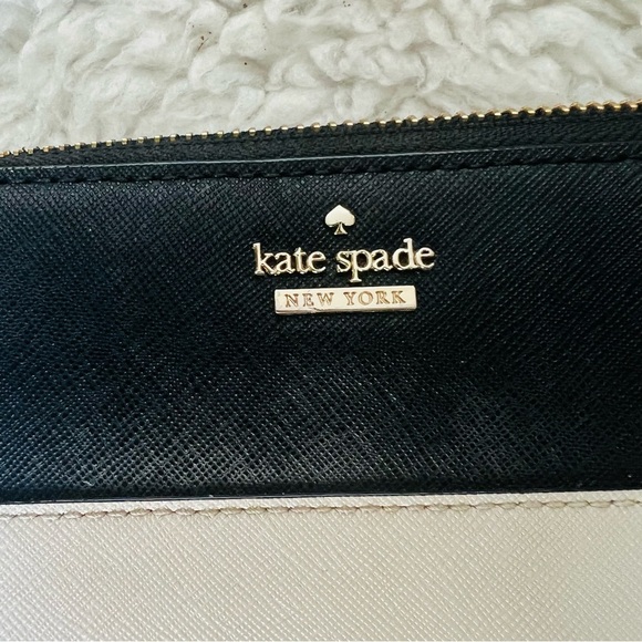 Kate Spade Stacie Color Block Beige/Black Zip Around Long Wallet - Picture 7 of 12